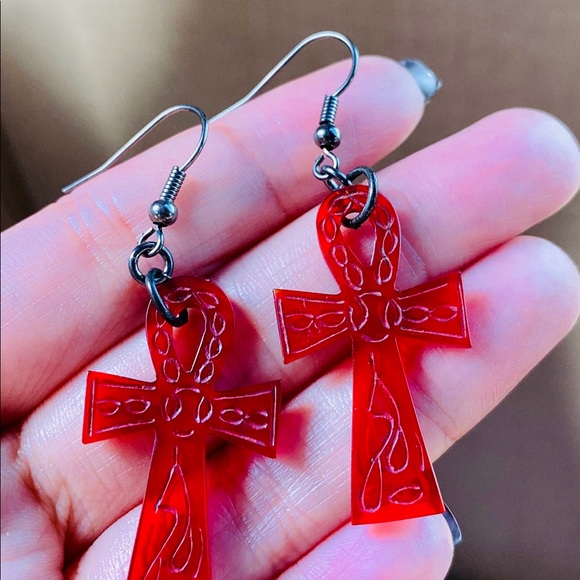 Egyptian Ankh Red Cross Earrings - Picture 6 of 7